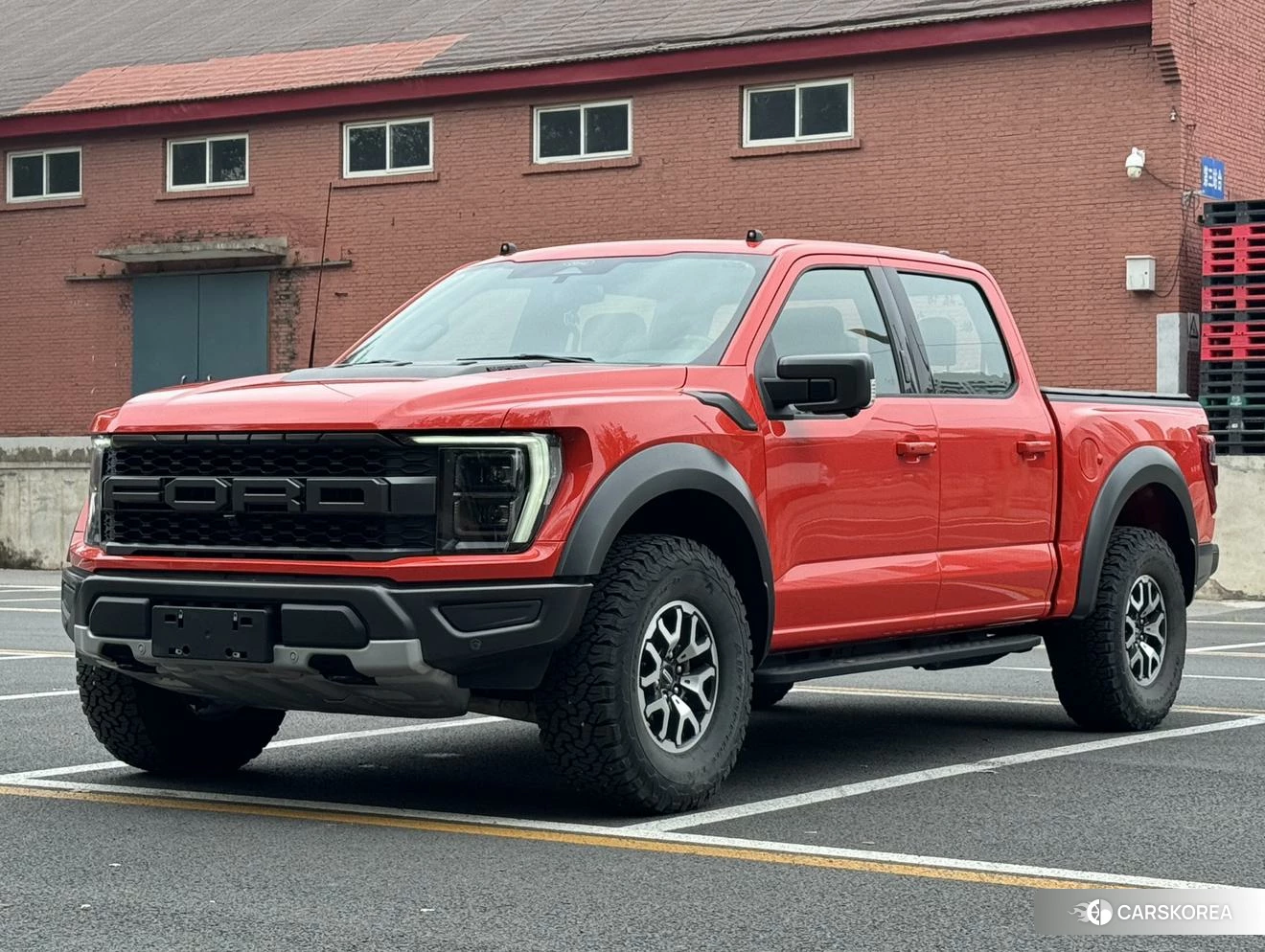 Ford F-150 Raptor 2022 Оранжевый из Китая, фото 4