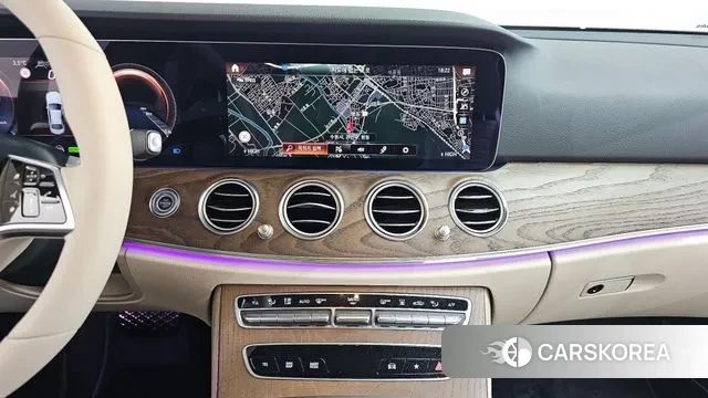 Mercedes-Benz E-Class W213 2021 Белый из Кореи, фото 4