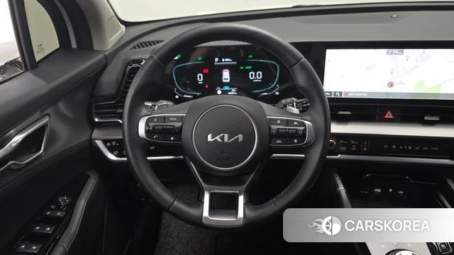 Kia Sportage 5th Generation Hybrid 2023 Белый из Кореи, фото 4