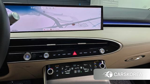 Genesis GV70 2024 Белый из Кореи, фото 4