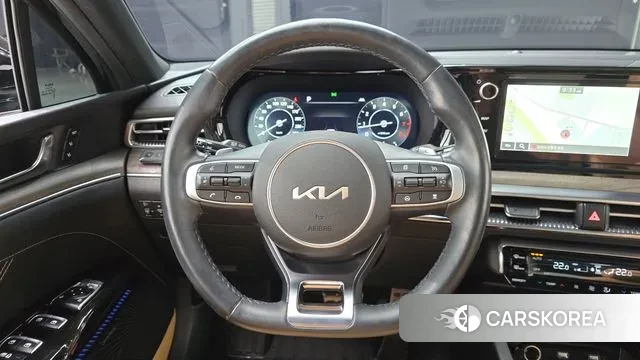 Kia K5 3rd generation 2023 Серый из Кореи, фото 4