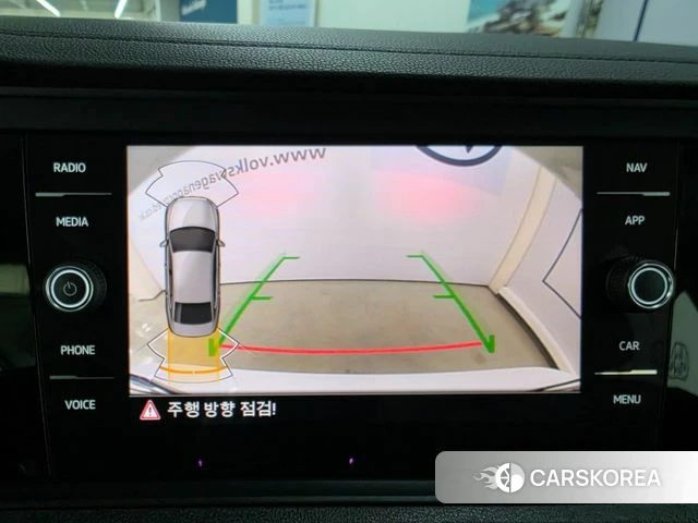 Volkswagen 7th Generation of Jetta 2023 Белый из Кореи, фото 4