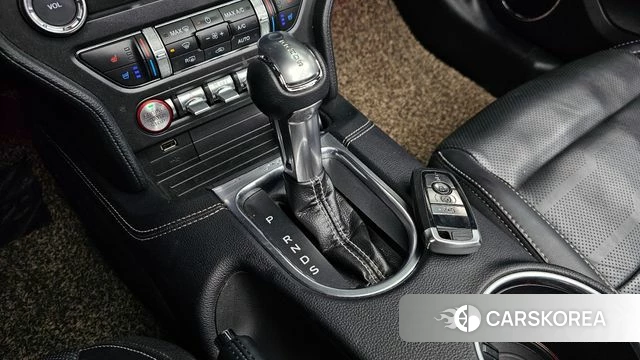 Ford Mustang 2020 Серый из Кореи, фото 4