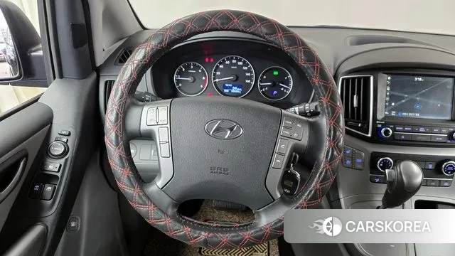 Hyundai The New Grand Starex 2019 Черный из Кореи, фото 4