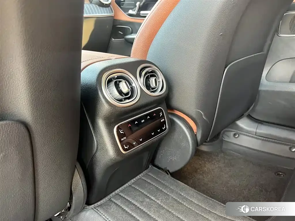 Mercedes-Benz GLC 2024 Белый из Китая, фото 4