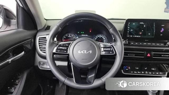 Kia Seltos 2021 Белый из Кореи, фото 4