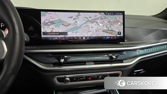 BMW X7 (G07) 2024 Черный из Кореи, фото 4
