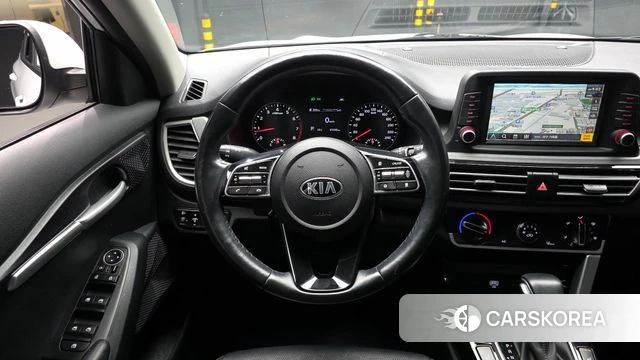 Kia Seltos 2021 Белый из Кореи, фото 4