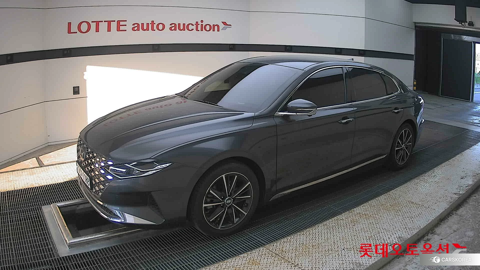 Hyundai Grandeur 2022 Nocturne Grey Metallic из Кореи, фото 4