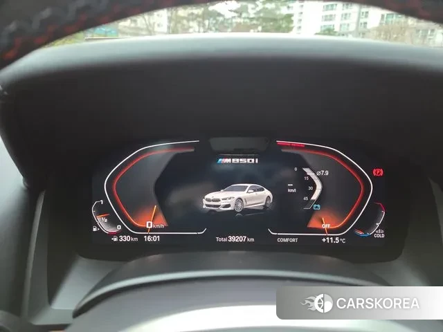 BMW 8 Series (G15) 2023 Белый из Кореи, фото 4