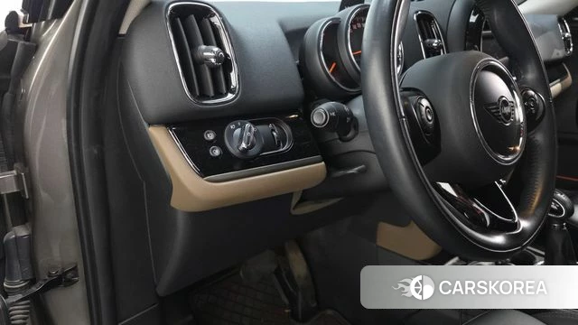 Mini Cooper Countryman 2019 Песочный из Кореи, фото 4