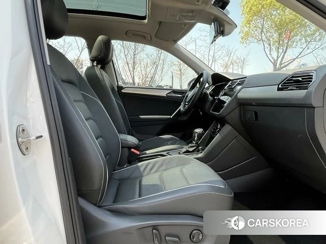Volkswagen Tiguan L PHEV 2021 Белый из Китая, фото 4