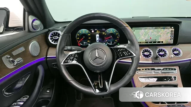 Mercedes-Benz E-Class W213 2022 Белый из Кореи, фото 4