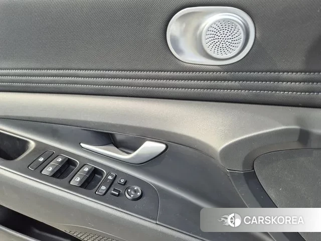 Hyundai The New Avante (CN7) 2024 Белый из Кореи, фото 4