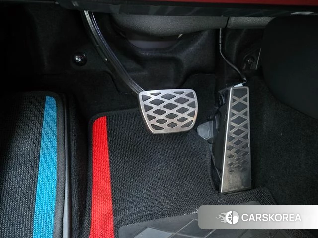 Genesis GV80 Coupe 2024 Жемчужный цвет из Кореи, фото 4