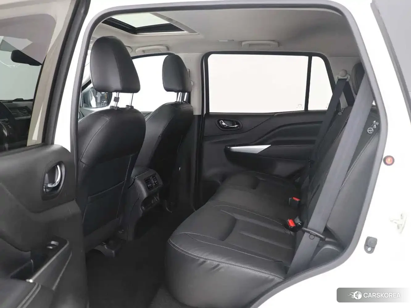 Nissan Terra 2023 Белый из Китая, фото 4