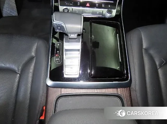 Audi Q7 (4M) 2021 Белый из Кореи, фото 4