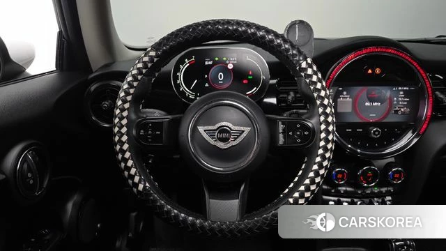 Mini Cooper 2022 Черный из Кореи, фото 4