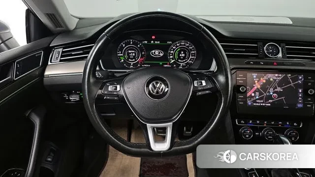 Volkswagen Arteon 2018 Серебряный из Кореи, фото 4