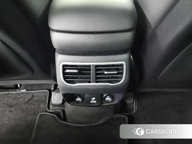 Hyundai The New Santa Fe 2023 Белый из Кореи, фото 4