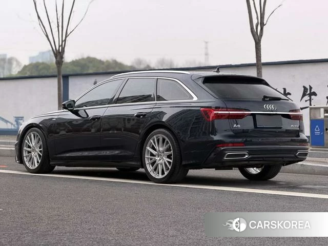 Audi A6 (import) 2021 Черный из Китая, фото 4