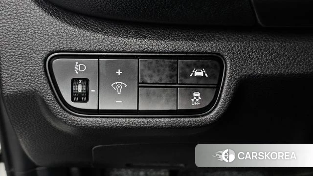 Kia Seltos 2022 Белый из Кореи, фото 4