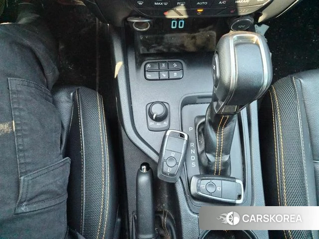 Ford Ranger 3rd Generation 2021 Белый из Кореи, фото 4