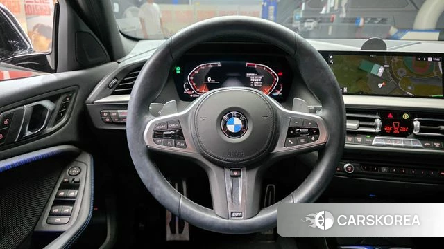 BMW 1 Series (F40) 2023 Белый из Кореи, фото 4