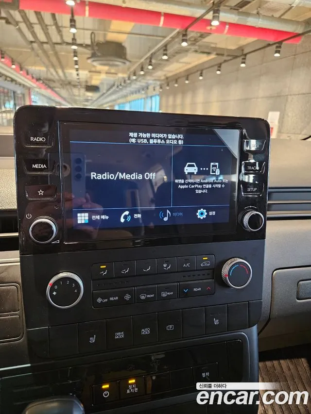 Hyundai Staria 2023 Желтый из Кореи, фото 4