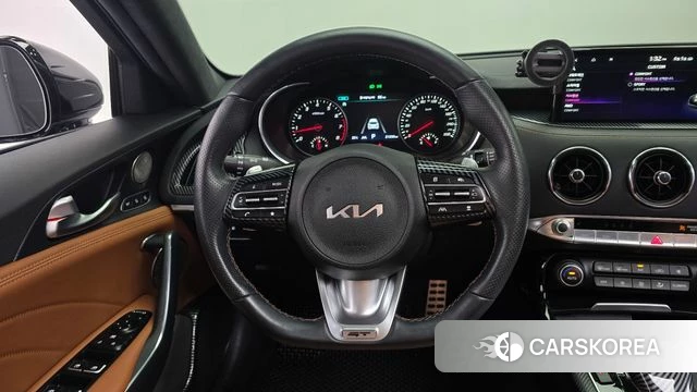 Kia Stinger Meister 2023 Серебристо-серый из Кореи, фото 4