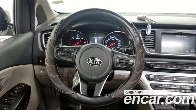 Kia The New Carnival id 2703825 из Кореи 4