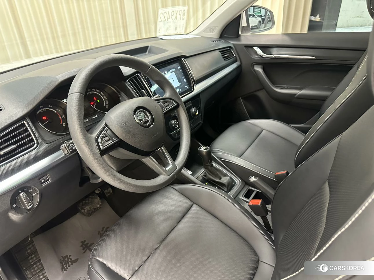 Skoda Komick 2023 Белый из Китая, фото 4