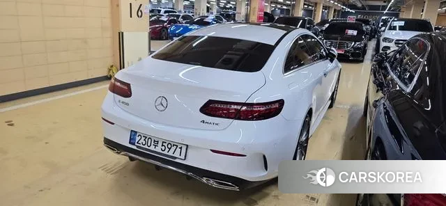 Mercedes-Benz E-Class W213 2022 Белый из Кореи, фото 4