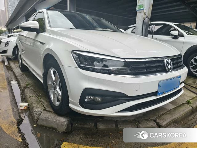 Volkswagen Lingdu 2022 Белый из Китая, фото 4