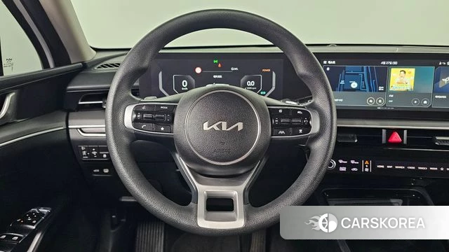 Kia The New K5 Hybrid 3rd generation 2024 Белый из Кореи, фото 4