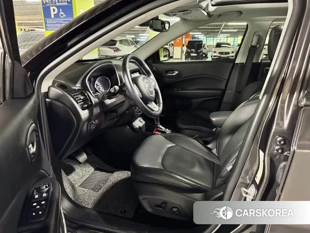 Jeep Compass 2nd Generation 2021 Серый из Кореи, фото 4