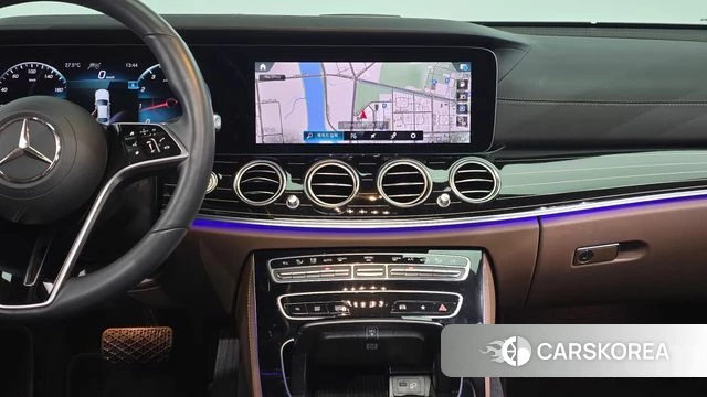Mercedes-Benz E-Class W213 2021 Черный из Кореи, фото 4