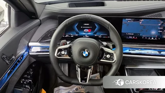 BMW 7 Series (G70) 2025 Песочный из Кореи, фото 4