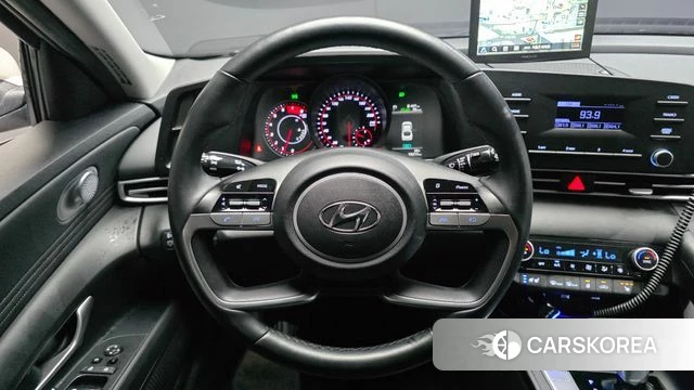 Hyundai Avante (CN7) 2021 Серебристо-серый из Кореи, фото 4
