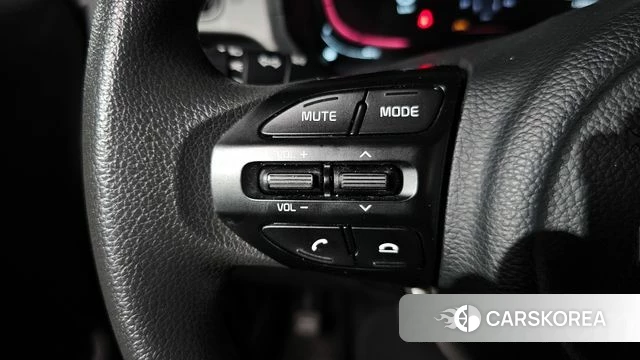 Kia The New Kia Ray 2023 Белый из Кореи, фото 4