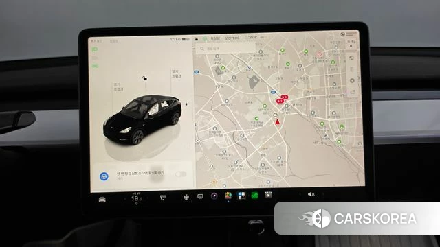 Tesla Model Y 2024 Черный из Кореи, фото 4