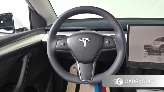 Tesla Model Y 2024 Белый из Кореи, фото 4