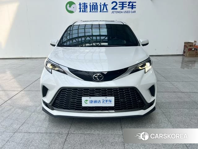 Toyota Grevia 2024 Белый из Китая, фото 4