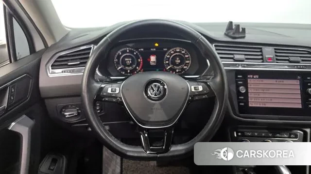 Volkswagen Tiguan Allspace 2018 Белый из Кореи, фото 4