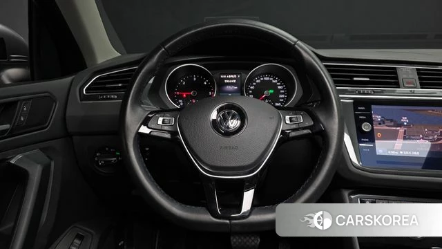 Volkswagen Tiguan second Generation 2020 Серый из Кореи, фото 4