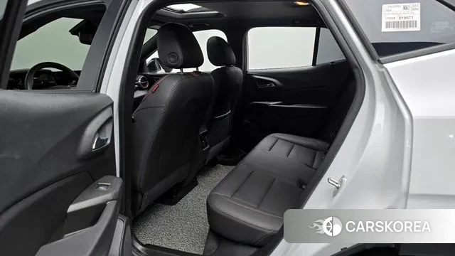 Chevrolet (GM Daewoo) Trax Crossover 2023 Белый из Кореи, фото 4