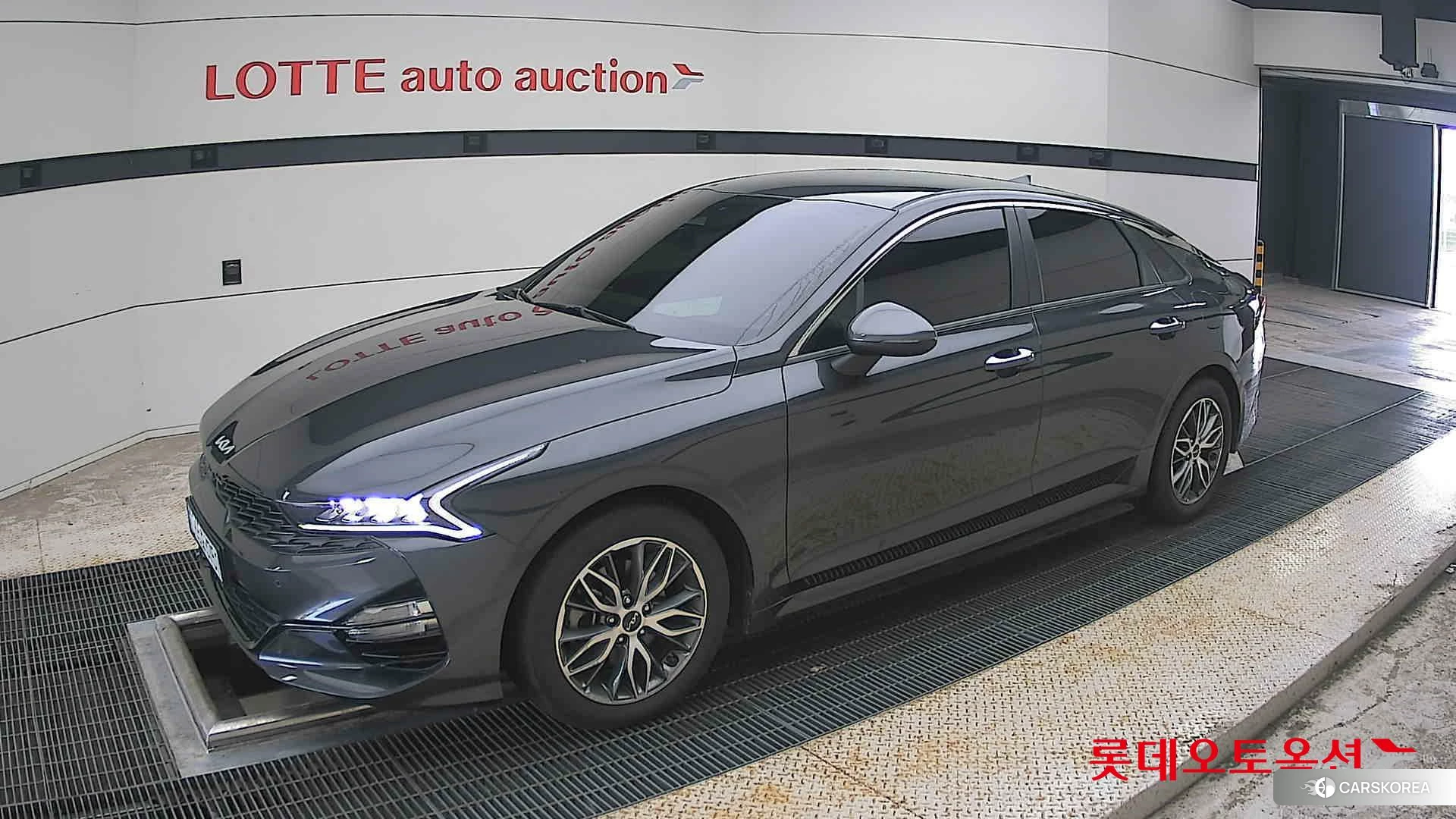 Kia K5 2022 Interstellagray из Кореи, фото 4