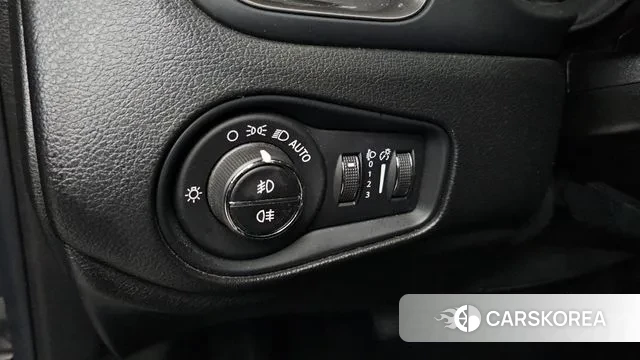 Jeep Renegade 2019 Черный из Кореи, фото 4