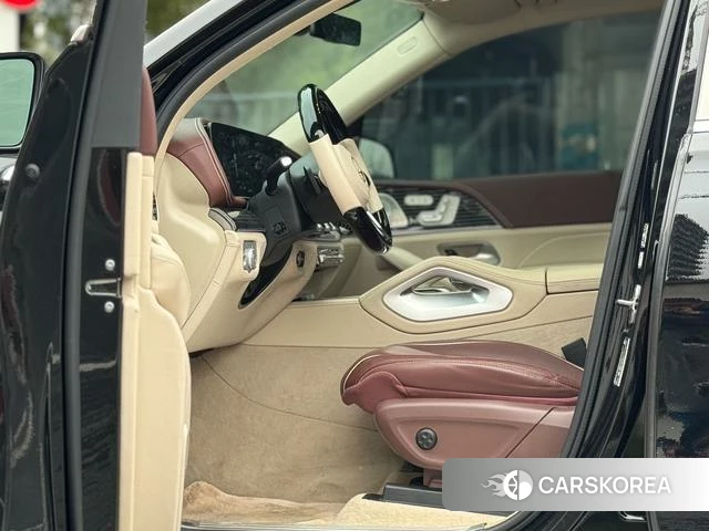 Mercedes-Benz GLS 2024 Черный из Китая, фото 4