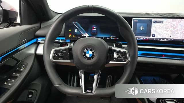 BMW 5 Series (G60) 2024 Черный из Кореи, фото 4